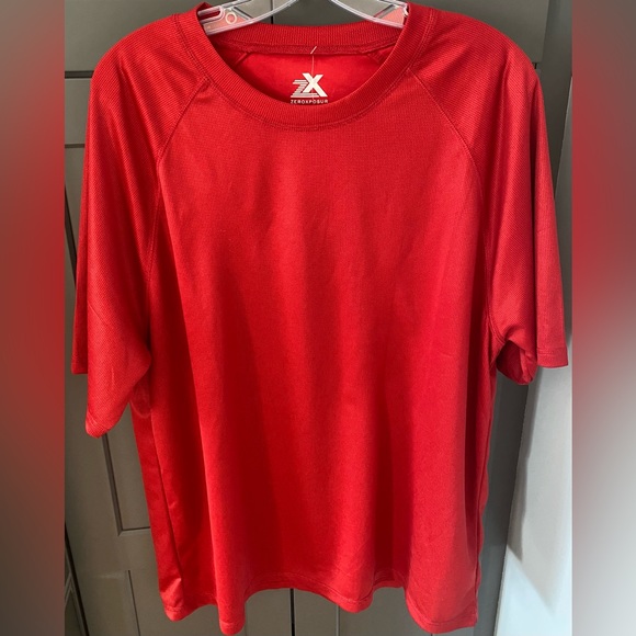 Men’s Zeroxposur Sun Protection Top.    Size XL - Picture 1 of 8